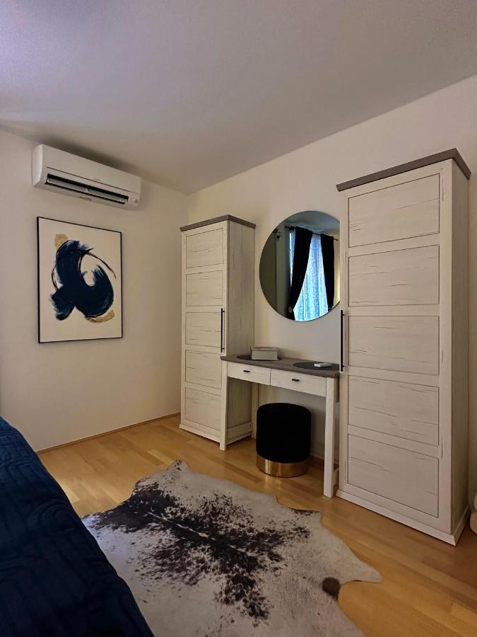 Apartment Erin Center - New Renovated Rovinj Exterior photo