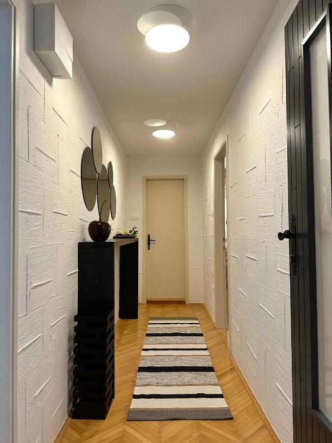 Apartment Erin Center - New Renovated Rovinj Exterior photo